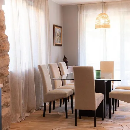 фамилия Къща за гости 4*